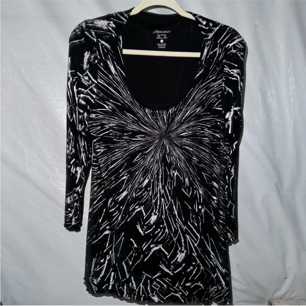 Miraclesuit Graphic Black and White long Blouse